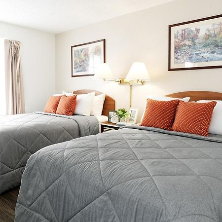 Intown Suites Extended Stay Chicago Il - Oakbrook Villa Park Bagian luar foto